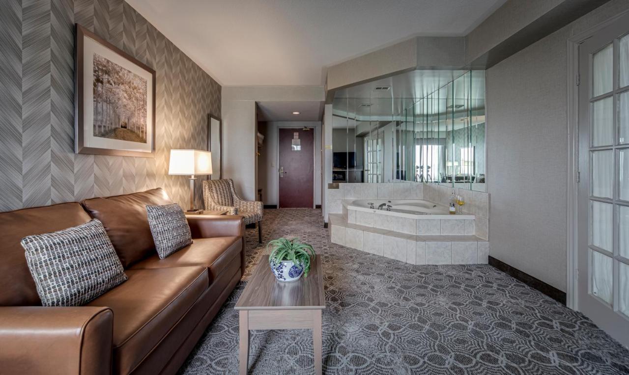 Hotel Monte Carlo Markham